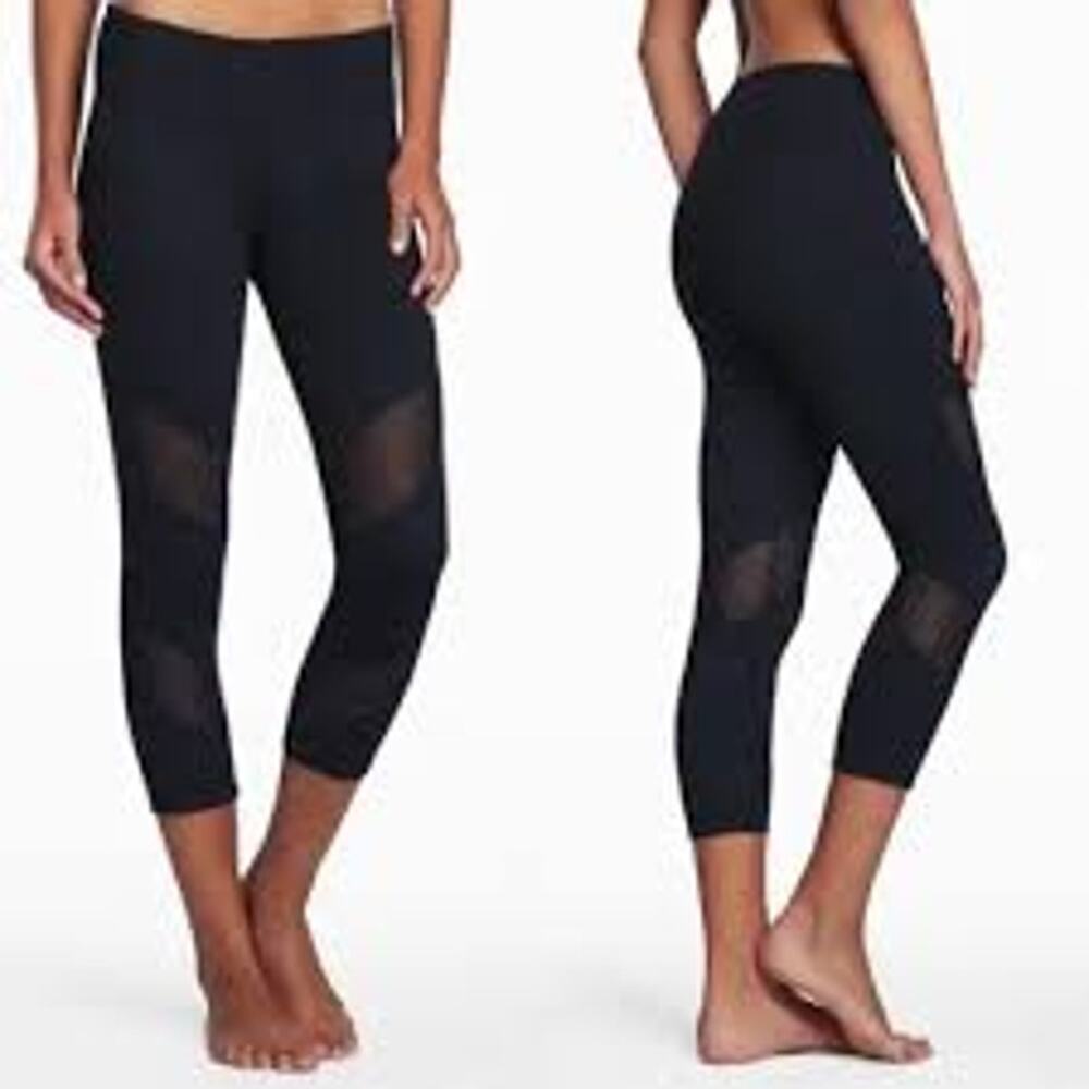 Fabletics Powerhold Size XS Ultra High Waisted Mesh Sheer Capri Leggings